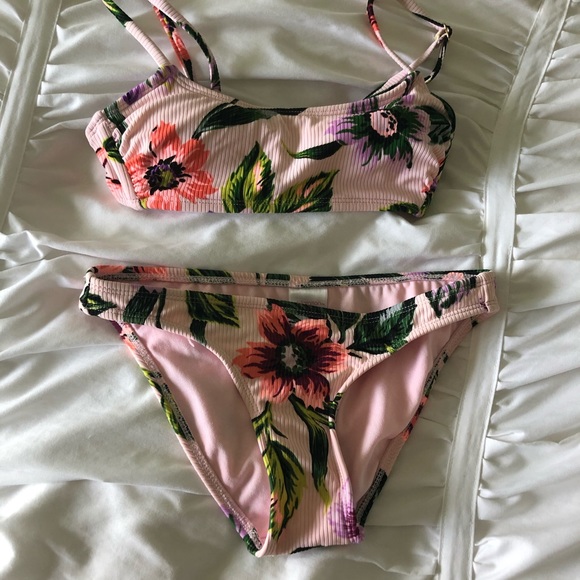 swimsuit bundle (aerie/ target/ old navy) - Picture 1 of 12